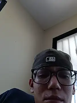 Yanwoods420 online show from 05-25-26, 09:10