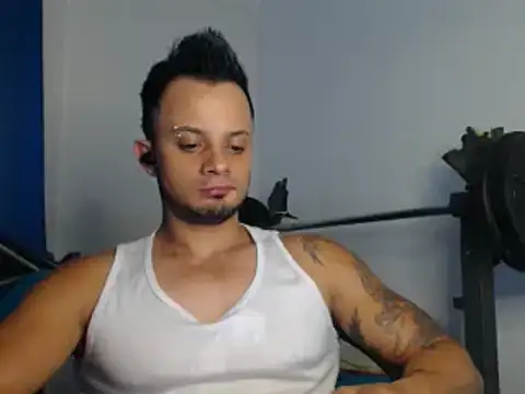 Snapshot of JacobJamess chatting on 12-28-24, 03:47 JacobJamess online show from 12-28-24, 03:47