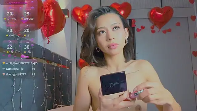 Mia Tin online show from 02-13-25, 12:32