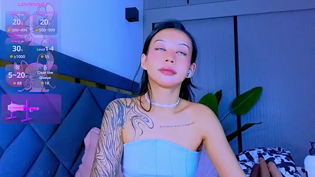 Mia Tin online show from 04-05-26, 05:43