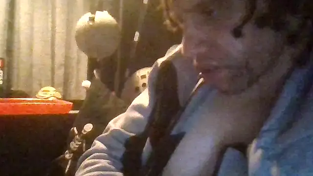 kingdennis6666 online show from 10-30-25, 06:15