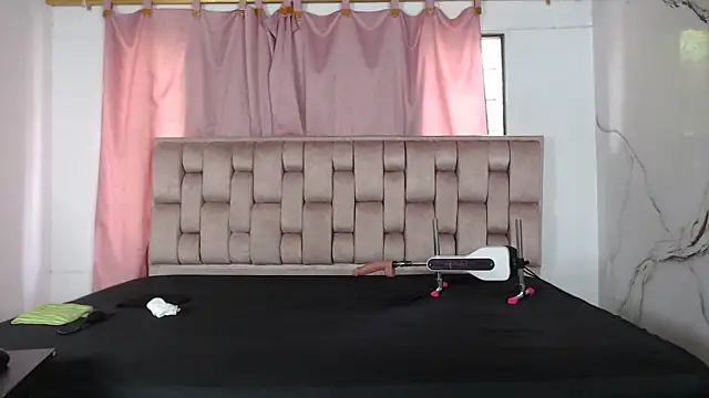 Sexytaty2022 online show from 04-07-26, 01:00