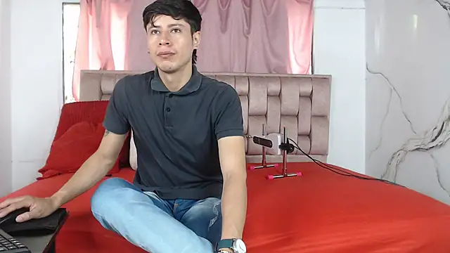 Sexytaty2022 online show from 04-22-26, 01:01