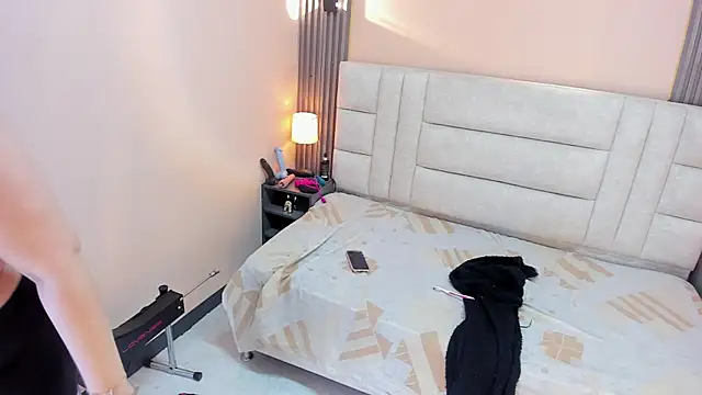 EYMI TOMSOM online show from 03-08-25, 11:37