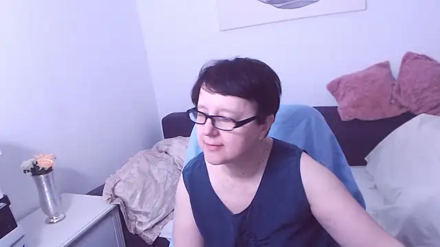 ChristaRose online show from 10-26-25, 02:23