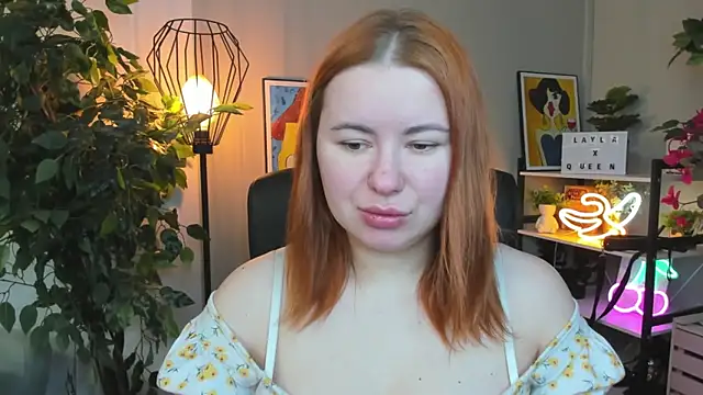 Snapshot of LAYLAxSTAR chatting on 02-09-26, 07:23 LAYLAxSTAR online show from 02-09-26, 07:23