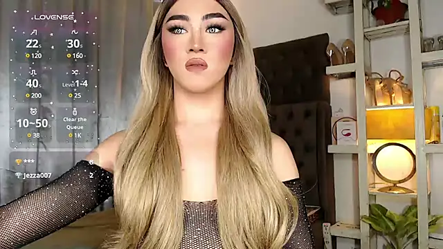 Local Hoelyx online show from 12-05-24, 01:47