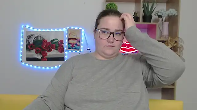 XX Daniella XX online show from 01-15-25, 10:02