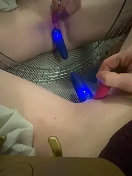 ToysRus24 online show from 12-15-24, 01:43