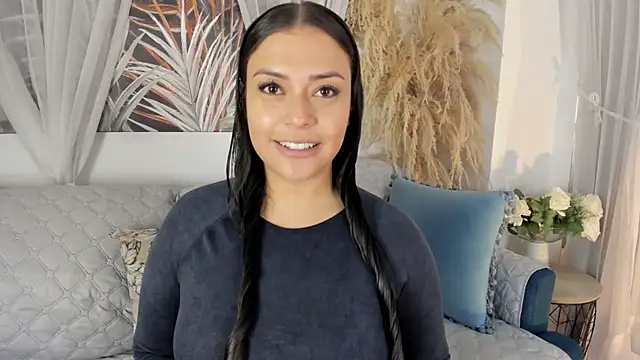 Nicolle W online show from 06-30-26, 11:44