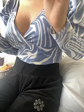 DulceMya6 online show from 12-01-25, 01:16