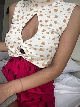 DulceMya6 online show from 01-15-26, 04:00