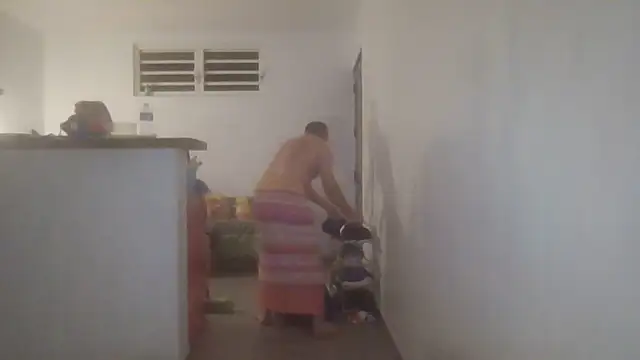 Lbertrand online show from 09-27-25, 04:17