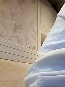 Snapshot of maxbigol chatting on 12-08-24, 12:52 maxbigol online show from 12-08-24, 12:52