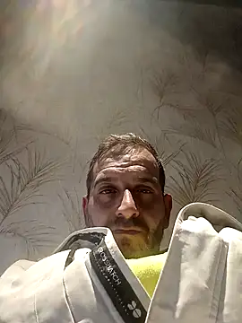 Snapshot of maxbigol chatting on 12-22-24, 05:53 maxbigol online show from 12-22-24, 05:53