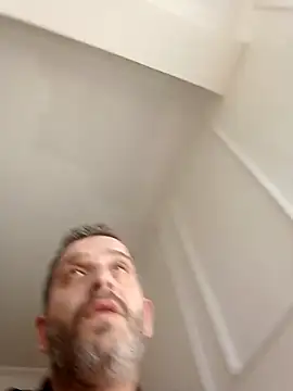 Snapshot of maxbigol chatting on 12-27-24, 02:43 maxbigol online show from 12-27-24, 02:43