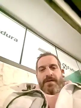 Snapshot of maxbigol chatting on 01-08-25, 07:03 maxbigol online show from 01-08-25, 07:03