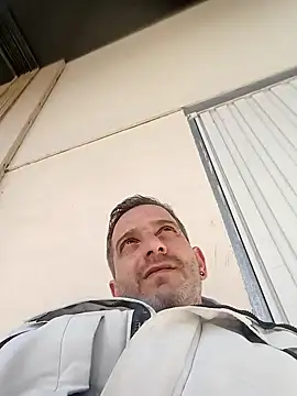 Snapshot of maxbigol chatting on 01-31-25, 12:29 maxbigol online show from 01-31-25, 12:29