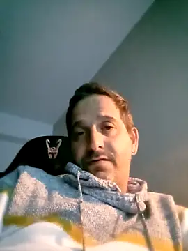 Snapshot of maxbigol chatting on 09-24-25, 09:40 maxbigol online show from 09-24-25, 09:40