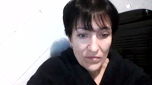 SunnyAmorre online show from 10-17-25, 08:22