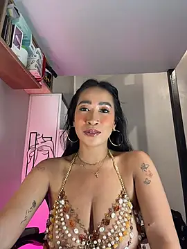 Snapshot of AsianMilfSheryl chatting on 06-24-26, 07:40 AsianMilfSheryl online show from 06-24-26, 07:40