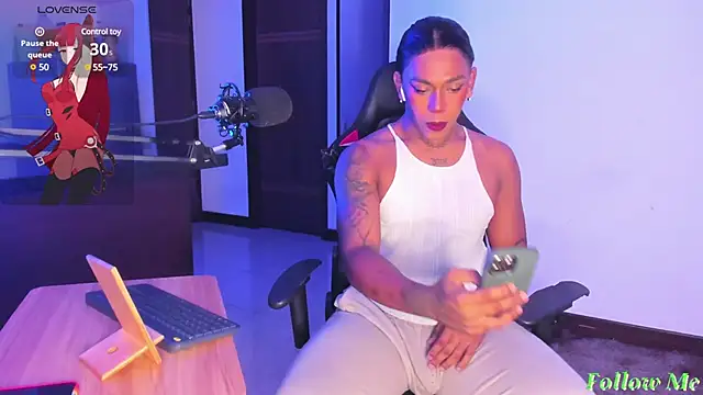 AmberRaus online show from 01-24-25, 01:13