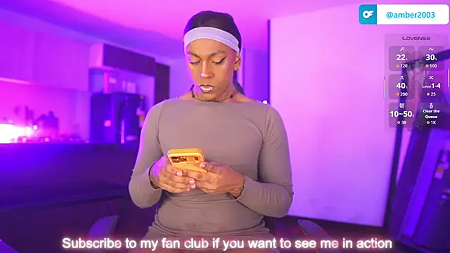 Snapshot of AmberRaus chatting on 05-28-26, 12:02 AmberRaus online show from 05-28-26, 12:02