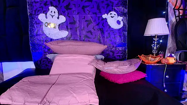 shelsyloreds online show from 10-18-25, 11:55