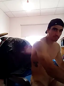 Snapshot of Luckyan10 chatting on 11-11-25, 12:16 Luckyan10 online show from 11-11-25, 12:16