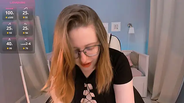Snapshot of Charmy_Gracy chatting on 09-09-25, 10:59 Charmy Gracy online show from 09-09-25, 10:59
