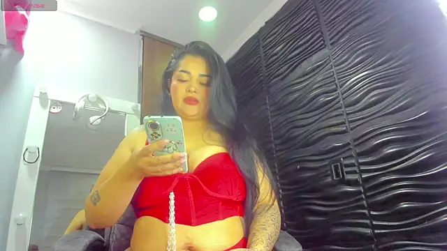 Snapshot of Pocahontas_d chatting on 07-13-26, 06:49 Pocahontas d online show from 07-13-26, 06:49