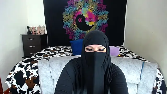 evelyn  salah online show from 11-28-25, 11:51