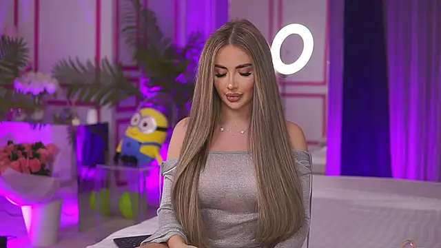 AshleySinn online show from 01-18-25, 05:04