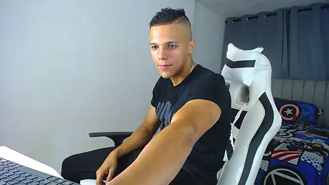 DavidAngell7 online show from 02-08-25, 04:47