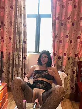 Snapshot of sexi_noemi chatting on 02-18-25, 02:59 sexi noemi online show from 02-18-25, 02:59