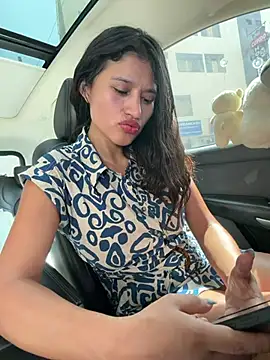 sexi noemi online show from 04-19-26, 06:43