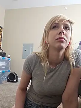 AmethystFoxx online show from 06-05-26, 06:57