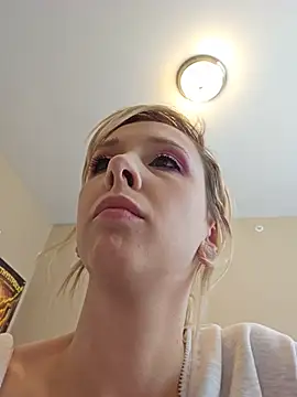 AmethystFoxx online show from 06-07-26, 05:27