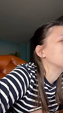 NinaVI online show from 02-02-25, 05:59