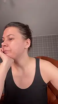 NinaVI online show from 11-16-25, 07:08