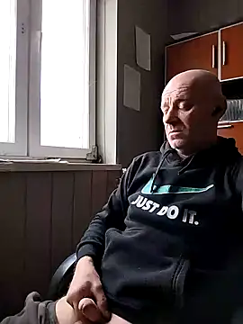 Snapshot of wilkalfa chatting on 02-05-25, 11:23 wilkalfa online show from 02-05-25, 11:23