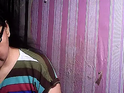 sweetsosie18 online show from 03-18-25, 09:43