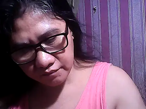 sweetsosie18 online show from 11-05-25, 08:53