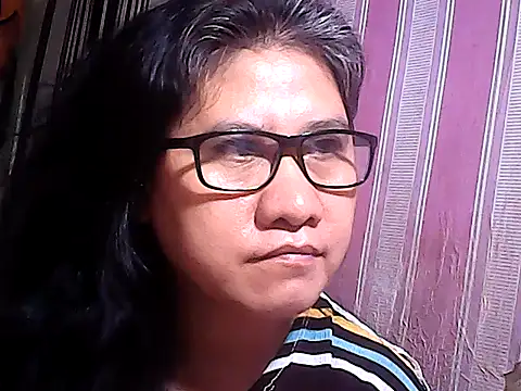 sweetsosie18 online show from 11-19-25, 04:12