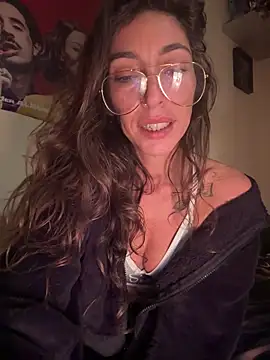 amanilouve online show from 11-08-25, 06:18