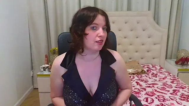 AmazingTori online show from 06-06-26, 01:16
