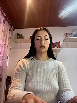 MadisonCambel online show from 01-10-25, 03:58