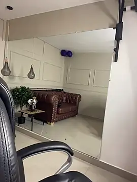 Snapshot of ROSE__15 chatting on 10-25-25, 07:19 ROSE 15 online show from 10-25-25, 07:19