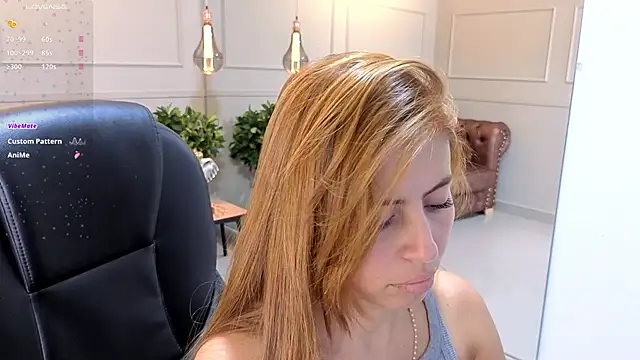 Snapshot of ROSE__15 chatting on 10-29-25, 07:15 ROSE 15 online show from 10-29-25, 07:15