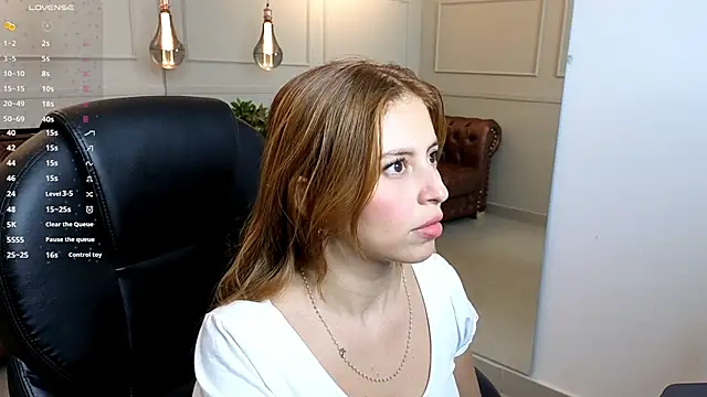 Snapshot of ROSE__15 chatting on 10-30-25, 07:36 ROSE 15 online show from 10-30-25, 07:36